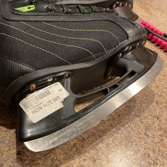 Canadian X-Lite Ice Skates JR7 Junior Size 7 Hockey *Skates Only-No Skate Guards - Picture 4 of 17